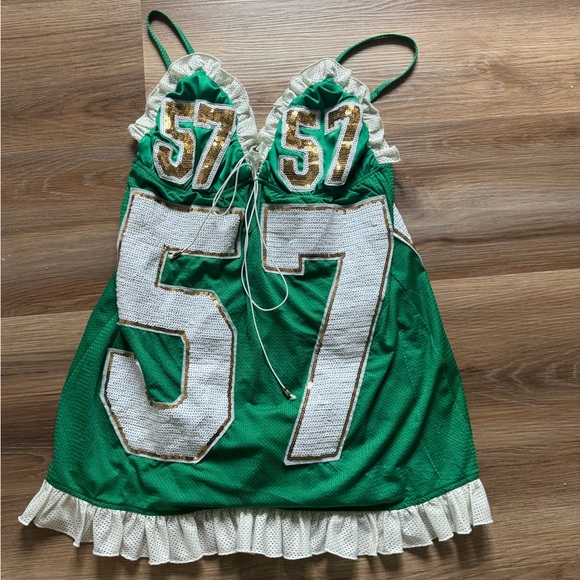TOUCHDOWN SEQUIN JERSEY DRESS IN GREEN - Picture 4 of 6